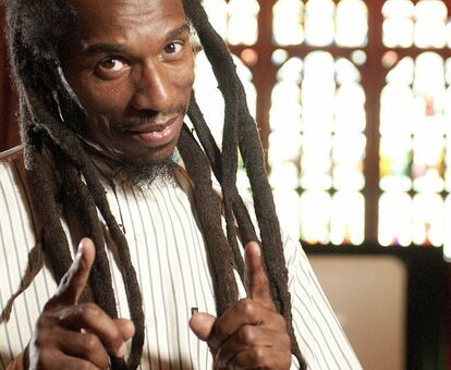everybody doing it benjamin zephaniah analysis