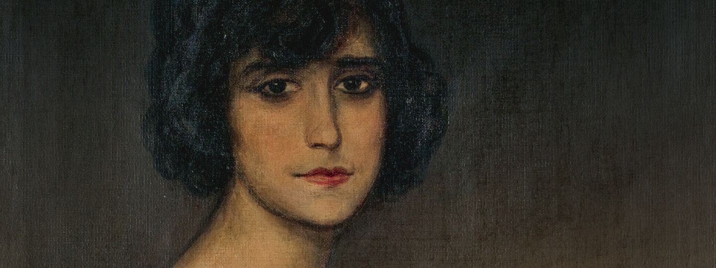 Portrait of young lady, by Julio Romero de Torres