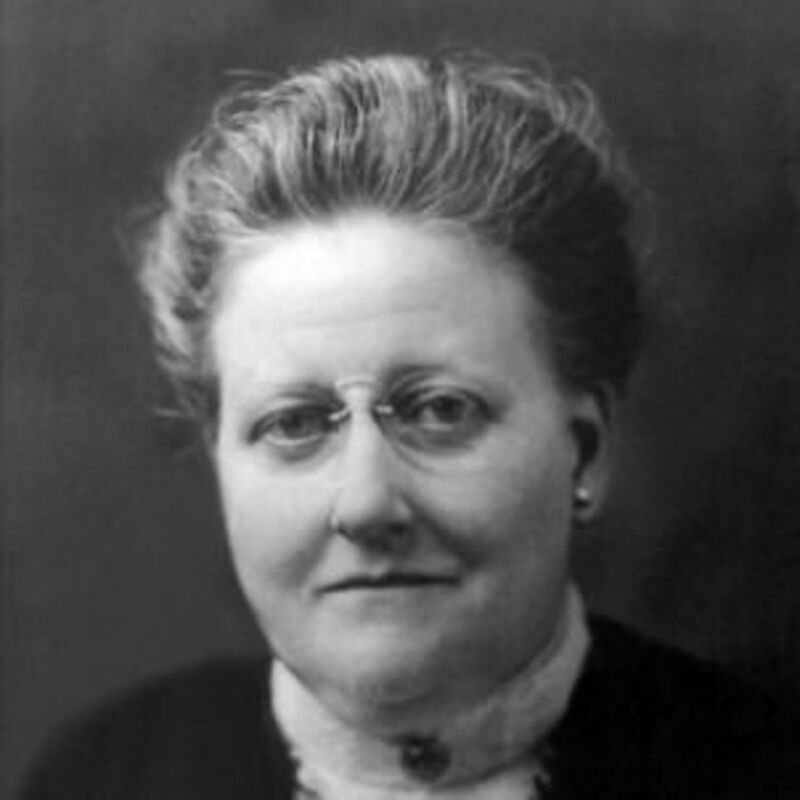 the poem by amy lowell central idea